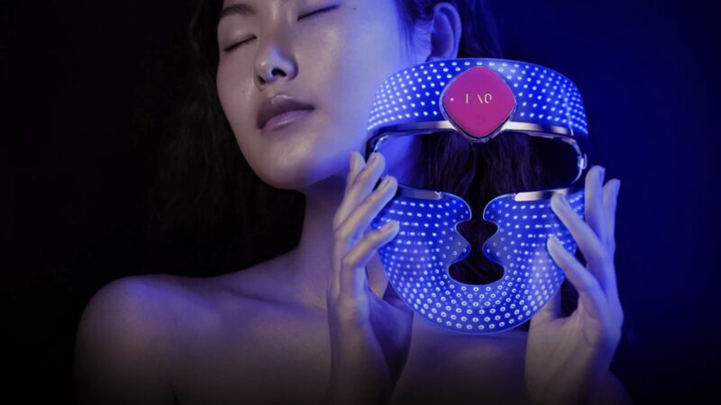guide la lumière led bleue alliée anti-acné